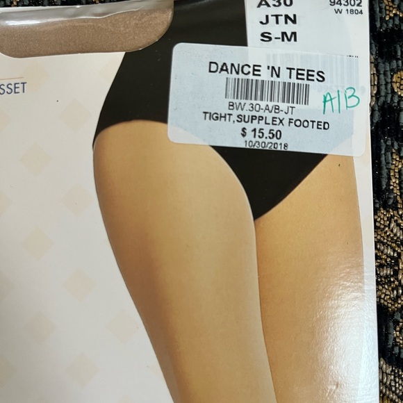 Body Wrapper Footed Dance Tights and Fishnet seamless tights - Picture 9 of 9